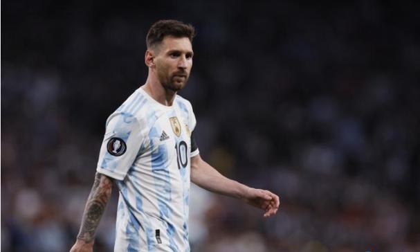 公告速递：易方达价值精选混合基金暂停机构客户申购、转换转入及定期定额投资业务